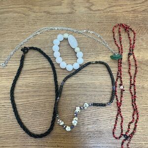 Elegant Silver and Black Beaded Necklace lot